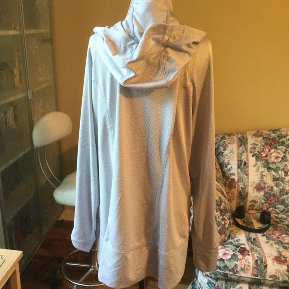 Mondetta plus size jacket - Picture 3 of 5